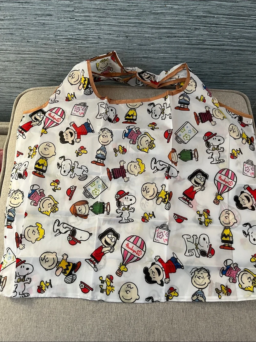 NEW Peanuts Character Foldable bag in White with Multicolor Print